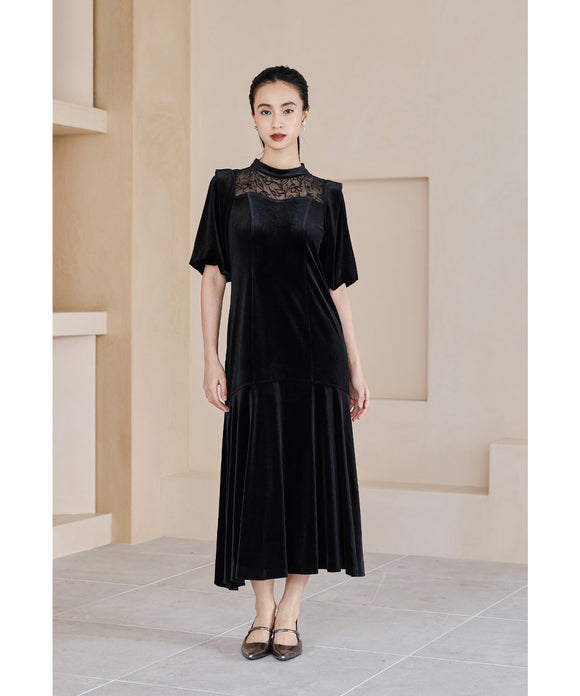 {"color":"\u30d6\u30e9\u30c3\u30af","info":"model\uff1aH165cm size\uff1aM"}