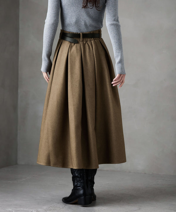 {"color":"\u30d9\u30fc\u30b8\u30e5","info":"model\uff1aH166cm size\uff1aF"}