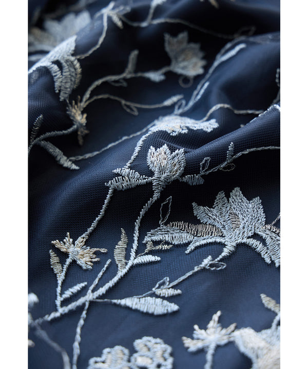 {"color":"","info":""}