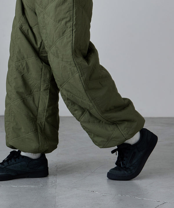 {"color":"\u30ab\u30fc\u30ad","info":"model\uff1aH166cm size\uff1aM"}