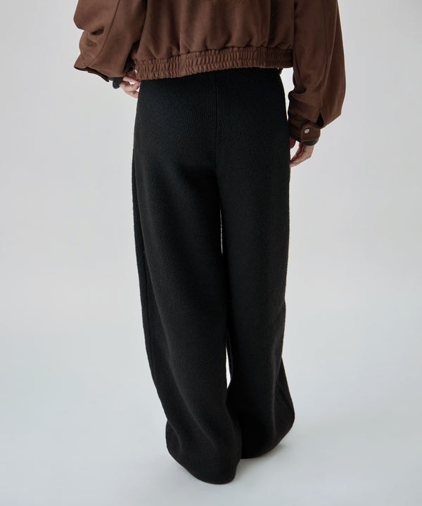 {"color":"\u30d6\u30e9\u30c3\u30af","info":"model\uff1aH166cm size\uff1aF"}