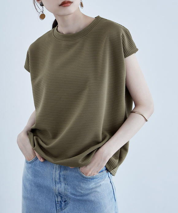 {"color":"\u30ab\u30fc\u30ad\u30d6\u30e9\u30a6\u30f3","info":"model\uff1aH170cm size\uff1aM"}