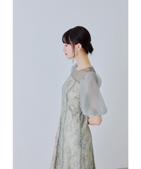 {"color":"\u30b0\u30ea\u30fc\u30f3","info":"model\uff1aH166cm size\uff1aM"}