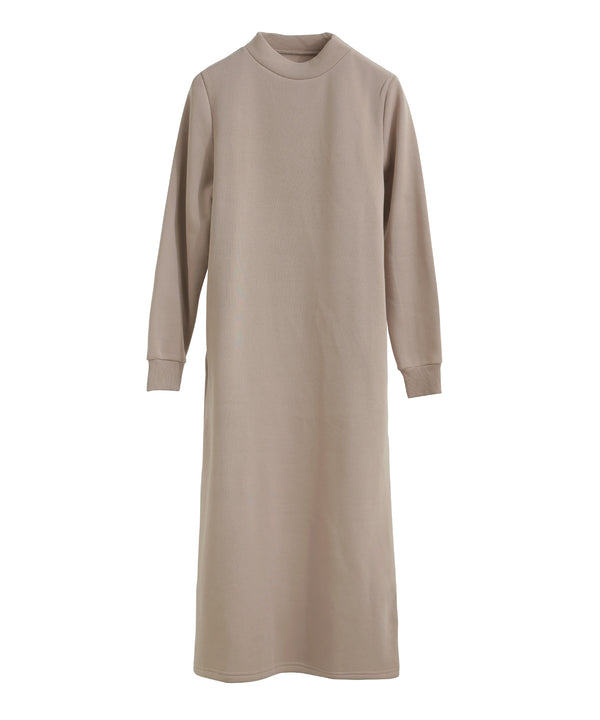 {"color":"\u30b0\u30ec\u30fc\u30b8\u30e5","info":"model\uff1aH158cm size\uff1aM"}