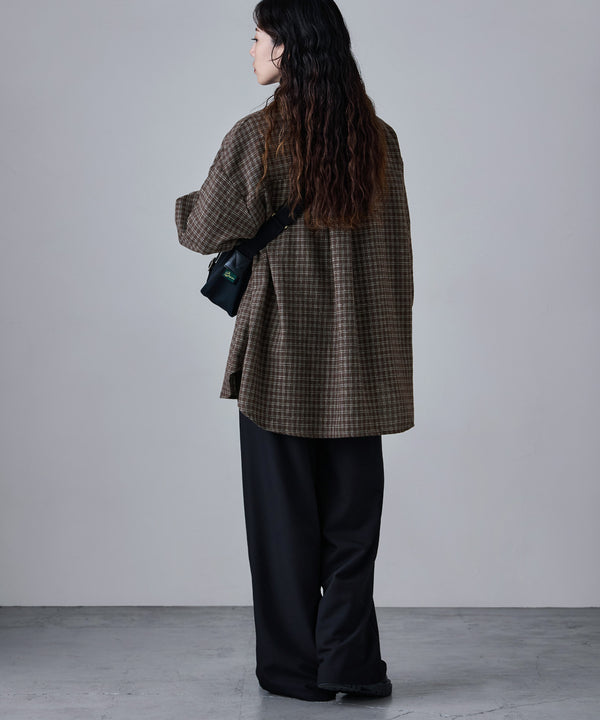 {"color":"\u30d6\u30e9\u30a6\u30f3","info":"model\uff1aH166cm size\uff1aM"}