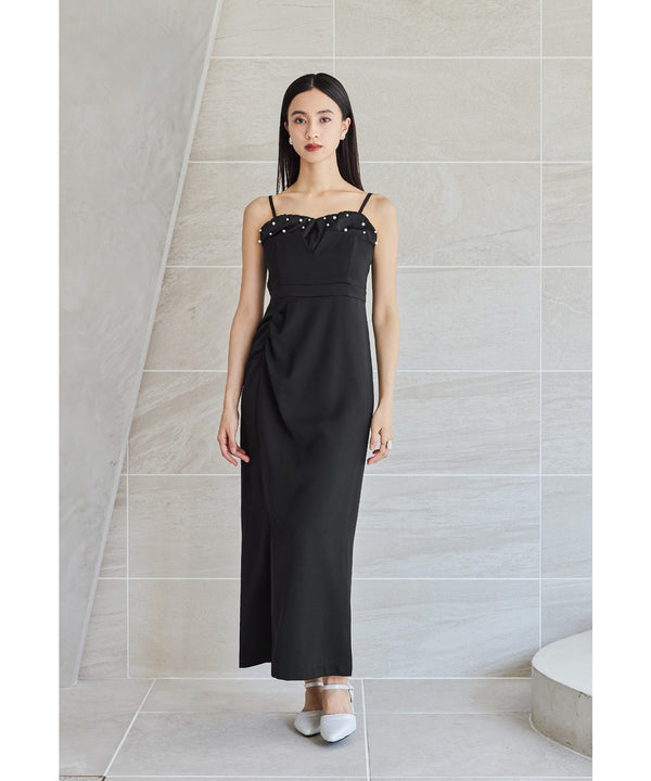 {"color":"\u30d6\u30e9\u30c3\u30af","info":"model\uff1aH165cm size\uff1aM"}