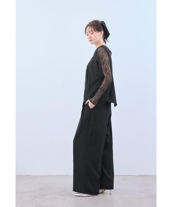 {"color":"\u30d6\u30e9\u30c3\u30af","info":"model\uff1aH166cm size\uff1aM"}