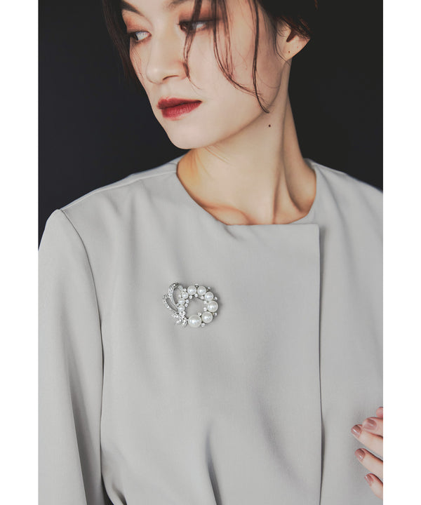 {"color":"\u30b7\u30eb\u30d0\u30fc","info":""}