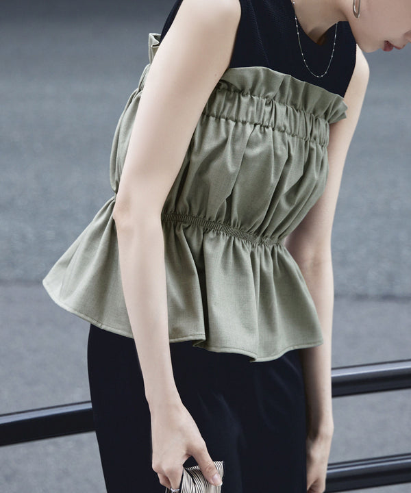 {"color":"\u30b0\u30ec\u30fc","info":"model\uff1aH170cm size\uff1aM"}