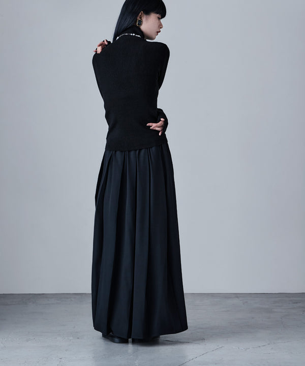 {"color":"\u30d6\u30e9\u30c3\u30af","info":"model\uff1aH163cm size\uff1aF"}