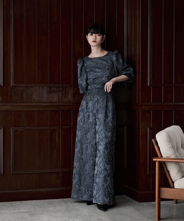 {"color":"\u30d6\u30eb\u30fc\u30b0\u30ec\u30fc","info":"model\uff1aH163cm size\uff1aM"}