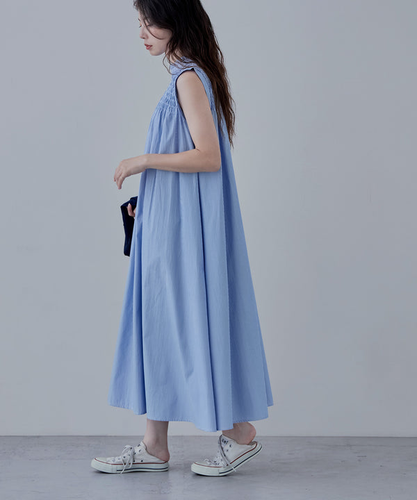 {"color":"\u30d6\u30eb\u30fc","info":"model\uff1aH166cm size\uff1aM"}