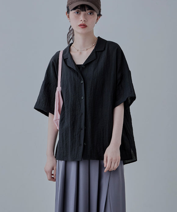 {"color":"\u30d6\u30e9\u30c3\u30af","info":"model\uff1aH163cm size\uff1aM"}