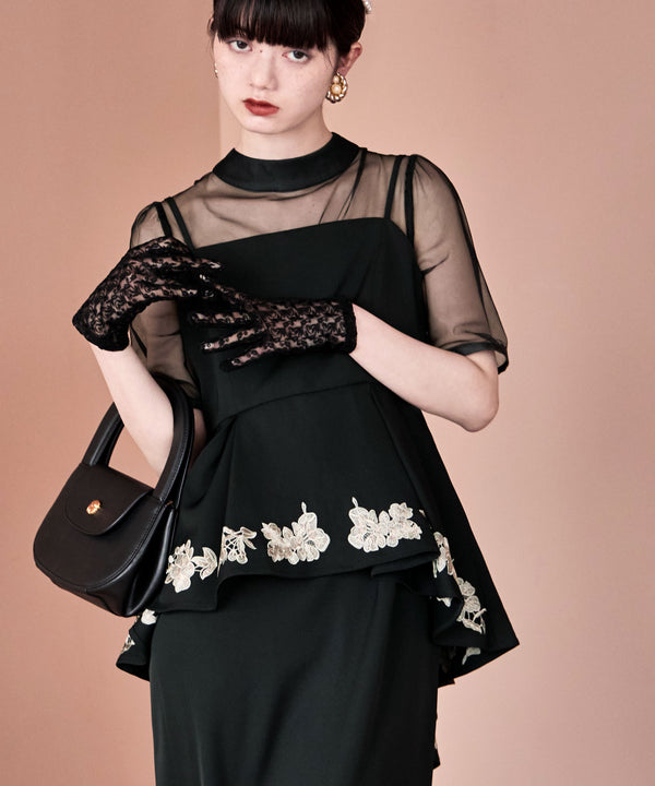 {"color":"\u30d6\u30e9\u30c3\u30af","info":"model\uff1aH163cm size\uff1aM"}