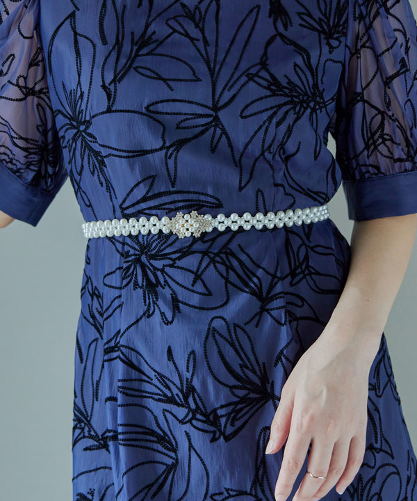 {"color":"\u30b4\u30fc\u30eb\u30c9","info":""}