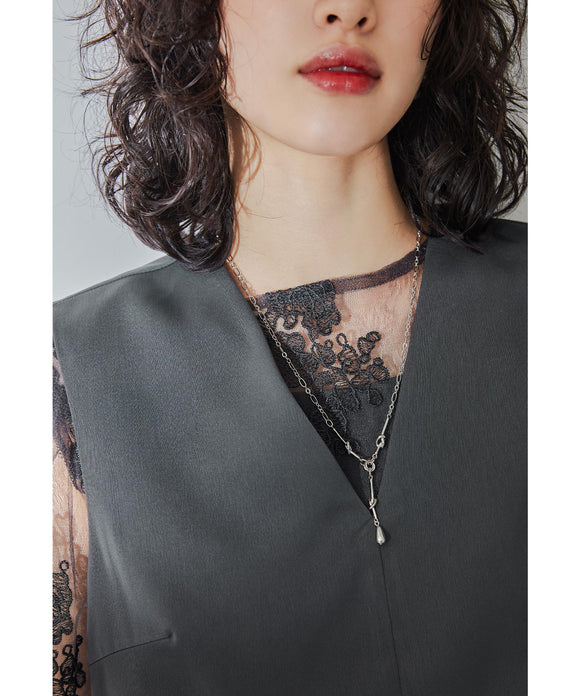 {"color":"\u30b7\u30eb\u30d0\u30fc","info":""}