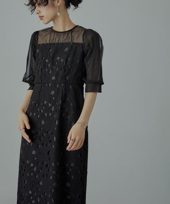{"color":"\u30d6\u30e9\u30c3\u30af","info":"model\uff1aH167cm size\uff1aM"}