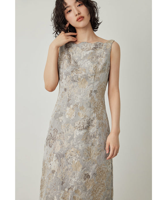 {"color":"\u30d9\u30fc\u30b8\u30e5","info":"model\uff1aH166cm size\uff1aM"}