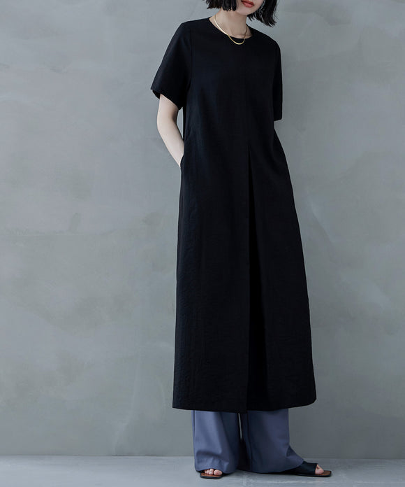 {"color":"\u30d6\u30e9\u30c3\u30af","info":"model\uff1aH170cm size\uff1aM"}