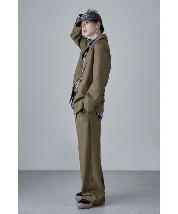 {"color":"\u30ab\u30fc\u30ad","info":"model\uff1aH166cm size\uff1aM"}