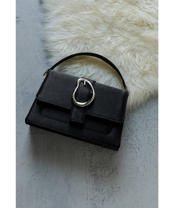 {"color":"","info":""}