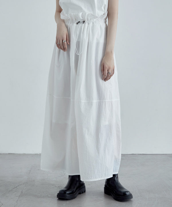 {"color":"\u30aa\u30d5\u30db\u30ef\u30a4\u30c8","info":"model\uff1aH170cm size\uff1aF"}