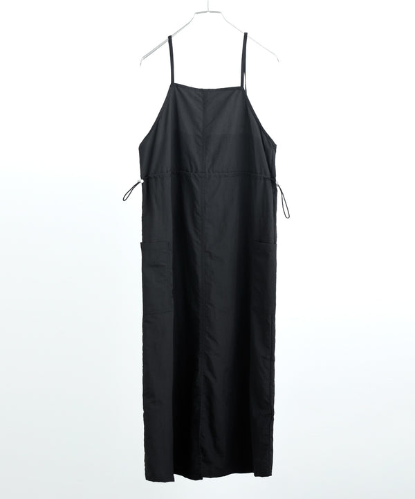 {"color":"\u30d6\u30e9\u30c3\u30af","info":""}