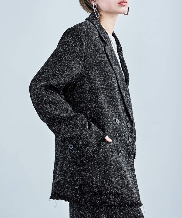 {"color":"\u30d6\u30e9\u30c3\u30af","info":"model\uff1aH158cm size\uff1aM"}