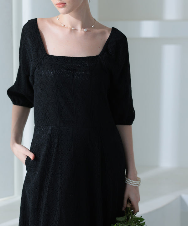 {"color":"\u30d6\u30e9\u30c3\u30af","info":""}