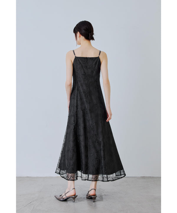 {"color":"\u30d6\u30e9\u30c3\u30af","info":"model\uff1aH166cm size\uff1aM"}