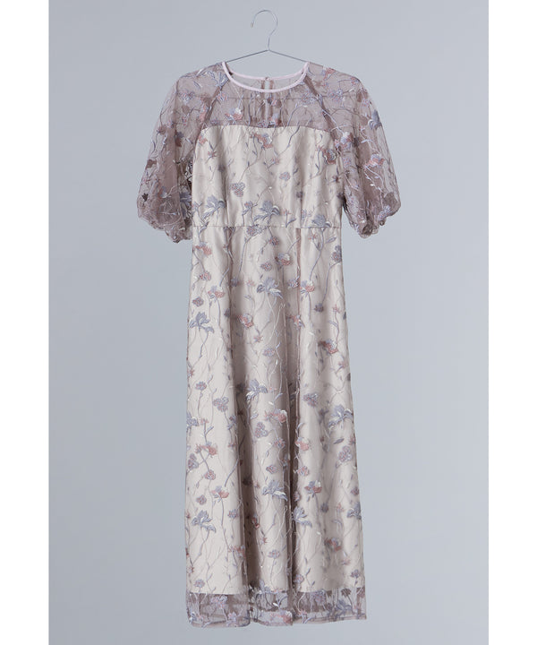 {"color":"\u30d4\u30f3\u30af","info":""}