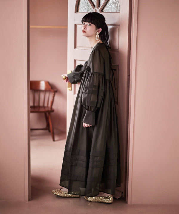 {"color":"\u30d6\u30e9\u30a6\u30f3","info":"model\uff1aH163cm size\uff1aM"}