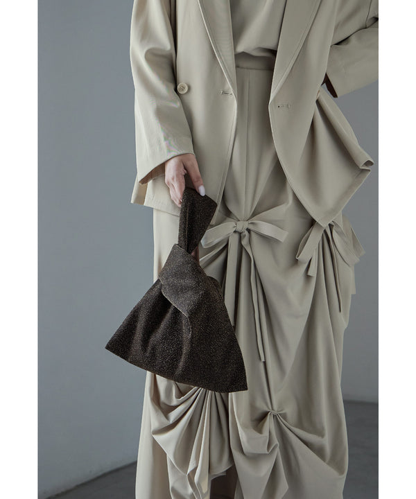 {"color":"\u30e9\u30e1\u30d6\u30e9\u30a6\u30f3","info":""}