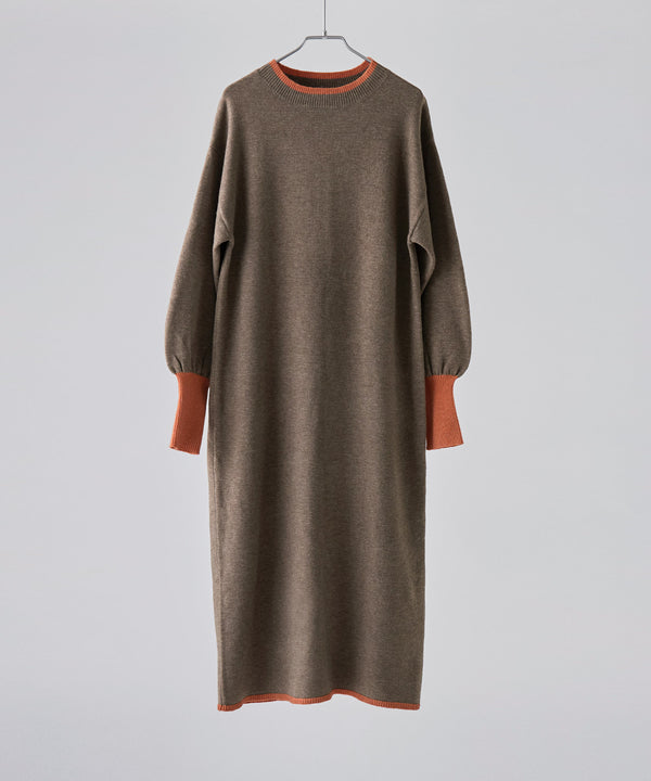 {"color":"\u30e2\u30ab","info":""}