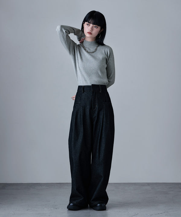 {"color":"\u6762\u30b0\u30ec\u30fc","info":"model\uff1aH163cm size\uff1aM"}
