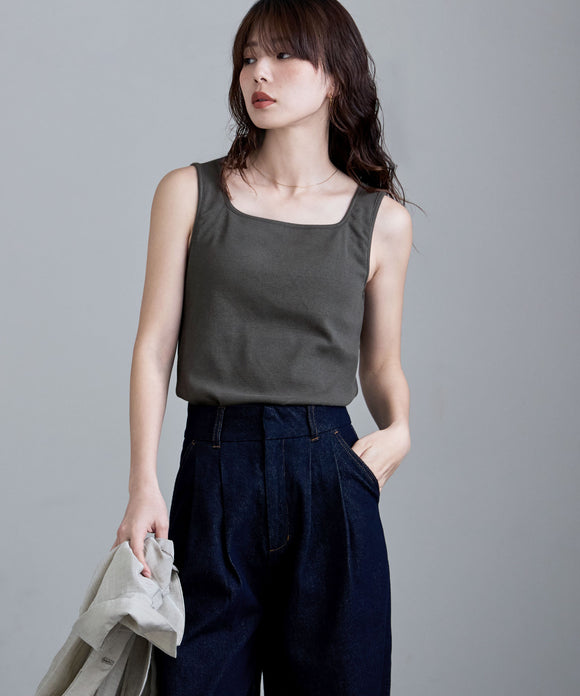 {"color":"\u30c1\u30e3\u30b3\u30fc\u30eb","info":"model\uff1aH166cm size\uff1aM"}