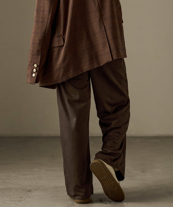 {"color":"\u30d6\u30e9\u30a6\u30f3","info":"model\uff1aH158cm size\uff1aM"}