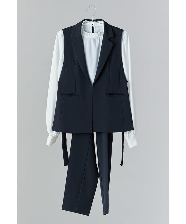 {"color":"\u30cd\u30a4\u30d3\u30fc","info":""}