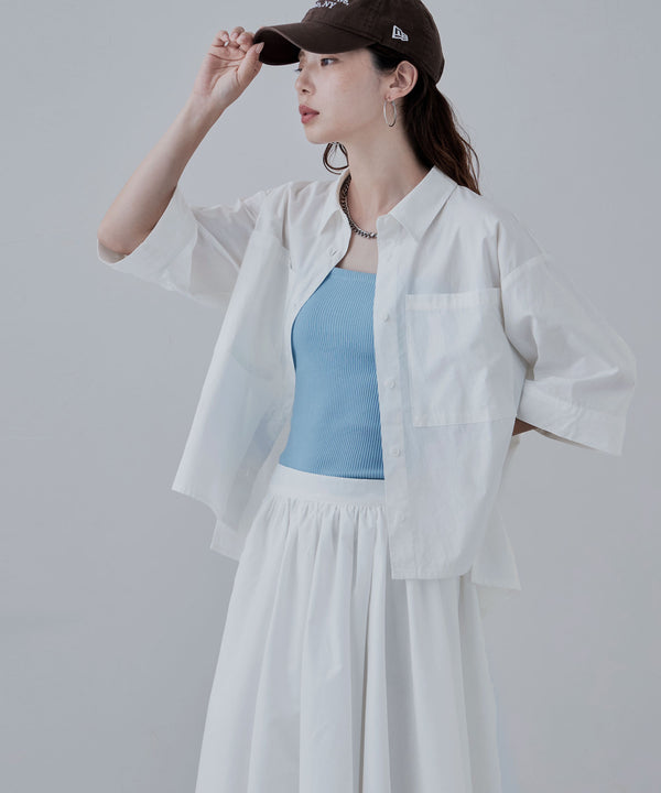 {"color":"\u30db\u30ef\u30a4\u30c8","info":"model\uff1aH166cm size\uff1aM"}