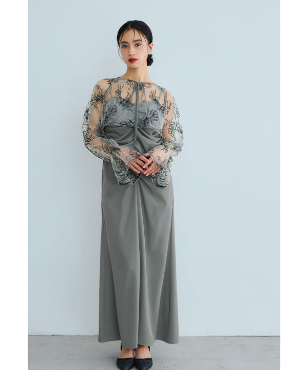 {"color":"\u30b0\u30ec\u30fc","info":"model\uff1aH165cm size\uff1aM"}