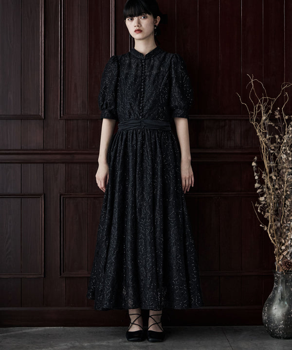 {"color":"\u30d6\u30e9\u30c3\u30af","info":"model\uff1aH163cm size\uff1aM"}