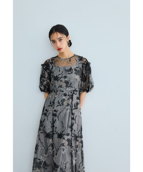 {"color":"\u30d6\u30e9\u30c3\u30af","info":"model\uff1aH165cm size\uff1aM"}