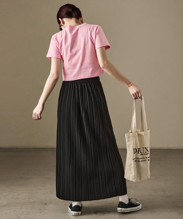 {"color":"\u30d6\u30e9\u30c3\u30af","info":"model\uff1aH158cm size\uff1aM"}