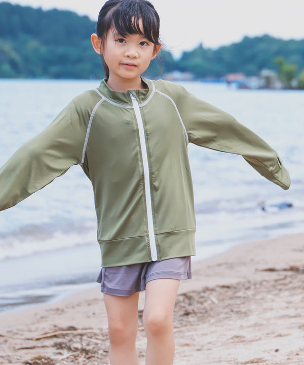 {"color":"\u30ab\u30fc\u30ad\u00d7\u30db\u30ef\u30a4\u30c8","info":""}