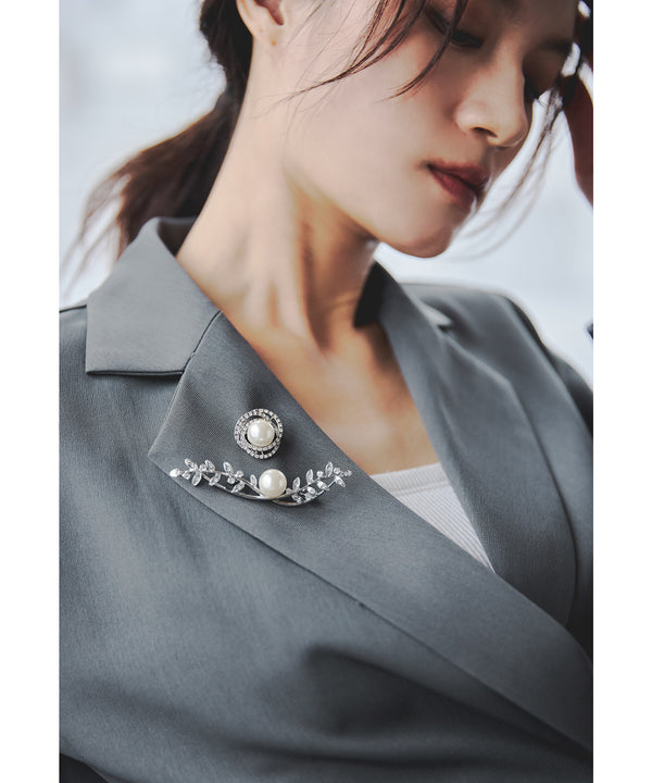 {"color":"\u30b7\u30eb\u30d0\u30fc","info":""}