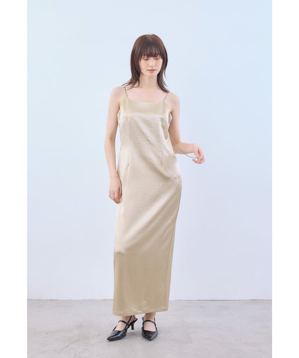 {"color":"\u30d9\u30fc\u30b8\u30e5","info":"model\uff1aH166cm size\uff1aM"}