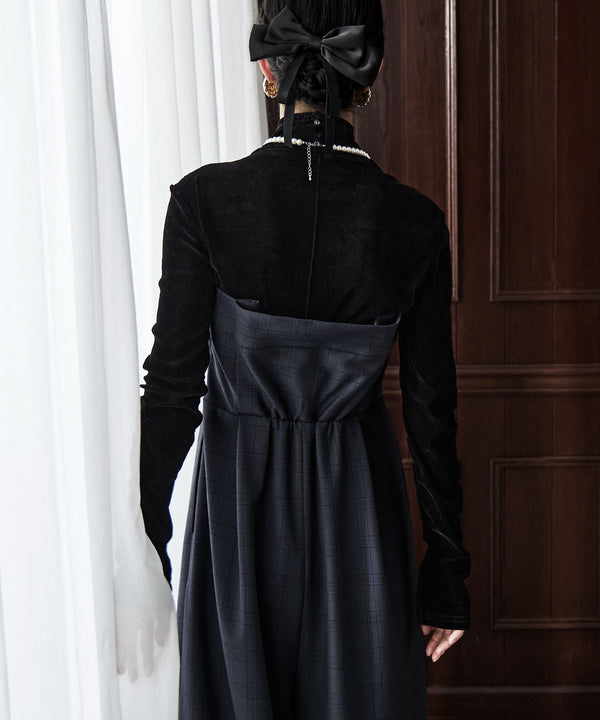 {"color":"\u30d6\u30e9\u30c3\u30af","info":"model\uff1aH163cm size\uff1aM"}