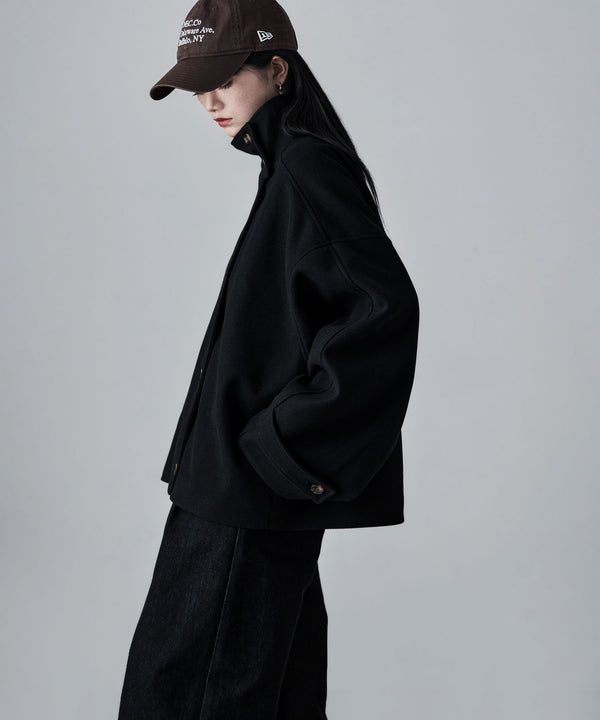 {"color":"\u30d6\u30e9\u30c3\u30af","info":"model\uff1aH163cm size\uff1aM"}