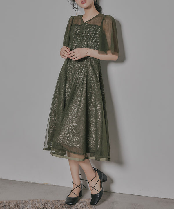 {"color":"\u30b0\u30ea\u30fc\u30f3","info":"model\uff1aH167cm size\uff1aM"}