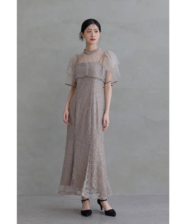 {"color":"\u30b0\u30ec\u30fc\u30b8\u30e5","info":"model\uff1aH166cm size\uff1aM"}